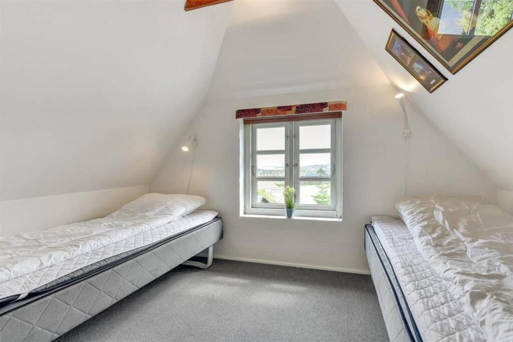 Thatched Holiday Home In Struer, Jutland With A View Exteriör bild