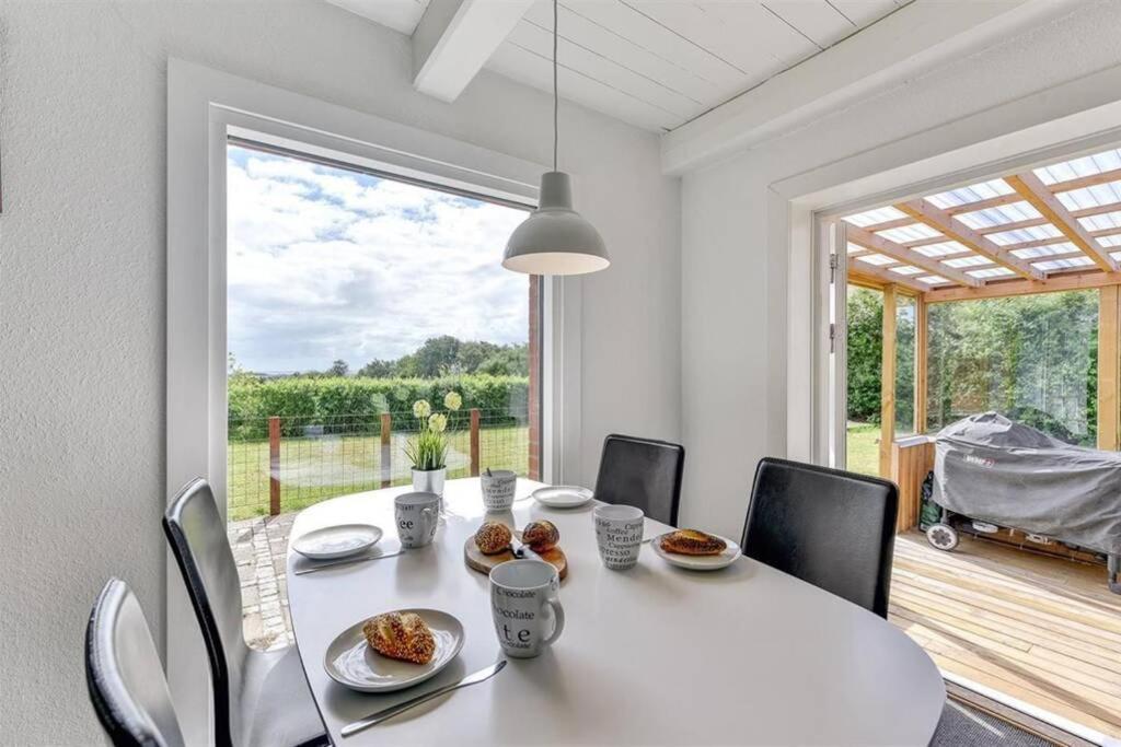 Thatched Holiday Home In Struer, Jutland With A View Exteriör bild