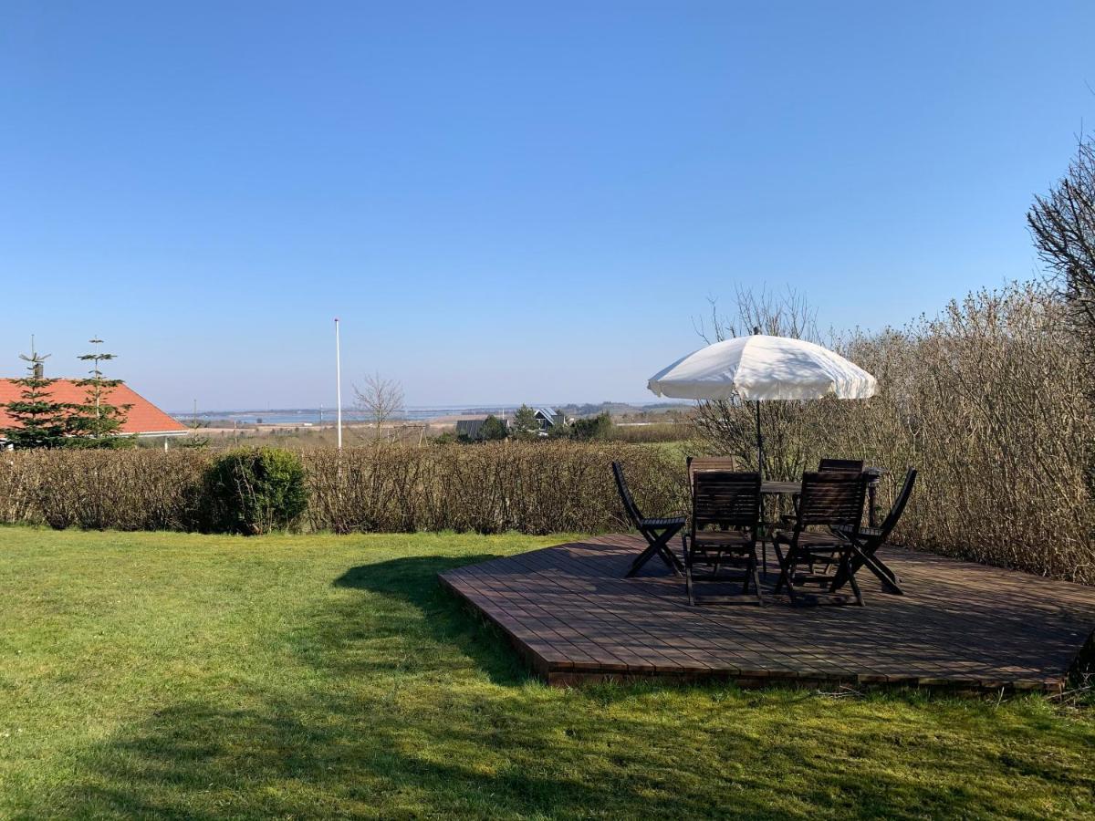 Thatched Holiday Home In Struer, Jutland With A View Exteriör bild